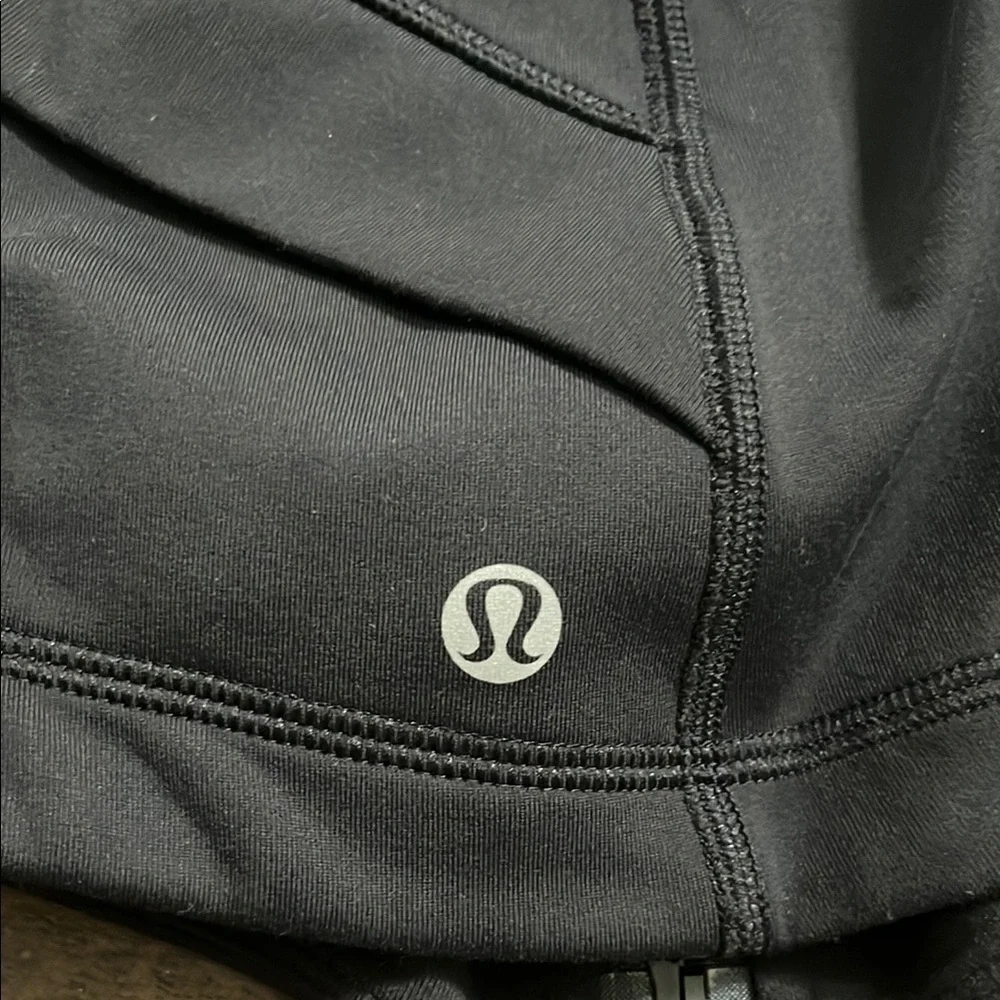 Lululemon Athletica Black and Green Ski Jacket with Color Blocking